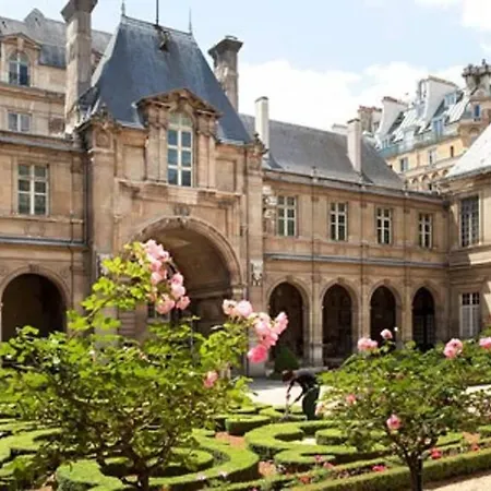 Appartement Le Marais Turenne Paris