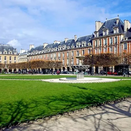 Appartement Le Marais Turenne Paris